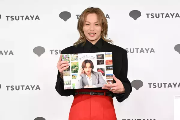 新木宏典、「新木宏典×丹波カレンダーブック2026.04-2027.03」発売記念イベントに登場 「役者の仕事を50歳までにすべてやりきる覚悟」