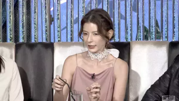 スザンヌ、母・キャサリンとのホストクラブ体験明かす「めちゃめちゃ褒め上手でした」