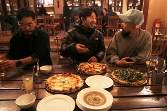 仲野太賀らの旅サークル、大阪・心斎橋で展覧会　旅先のように来場者が交流できるスポットも