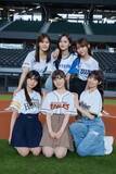 「乃木坂野球部、“新ユニフォーム”姿でBBQ　球場パフォーマンスの裏側に密着」の画像1