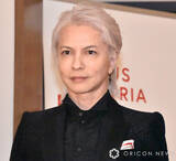 「HYDE「昨日食べた」、巨大天ぷら“山盛り”うどんにファン驚き「凄いボリューム」「揚げ物すごくてうどんが見えない」」の画像1