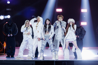 『MAMA』ALLDAY PROJECT、トロフィー手に感謝「殻を破り、限界を超えて、新しいトライをする」