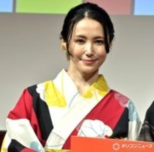 美村里江、「なんじゃこいつ！」「初めて人生で『はん！』って鼻で笑いました」元カレの言動明かす