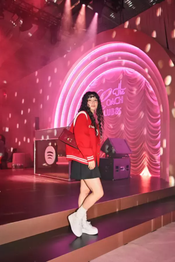 HANA・KOHARU、海外ガール風ファッション　幾田りらからおすすめされたお店「行ってみたい」