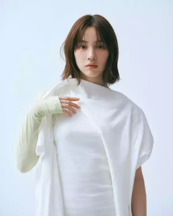 のん、アーティストとして『FNS歌謡祭』初ステージへ　デビュー20周年…自叙伝的楽曲「荒野に立つ」を披露