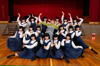 おかっぱダンスのアバンギャルディ、地上波初冠番組が放送決定　昭和歌謡のスターとコラボ