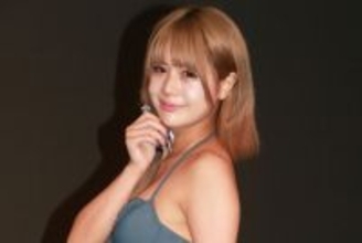 身長171cmの健康美ボディ・珠梨、グラビア初体験で「めちゃくちゃ緊張」