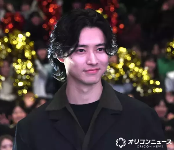 山崎賢人、大阪でさらっと「豚まん」発言　梅田の映画館「おおー！」大歓声