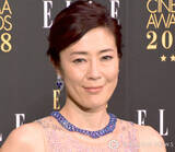 「寺島しのぶ、フランス人の夫と19回目の結婚記念日を祝って乾杯　“顔出し”2ショット披露に反響「仲良しご夫婦!!」「素敵な笑顔」」の画像1