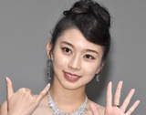 「牧野真莉愛、3週ぶり『ラヴィット！』生出演で“衝撃のお土産”　川島明驚き「ちゃんと打たれたバットの痕がついてる」」の画像1