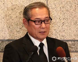 松平健、中村玉緒さんに別れ「ファンの方を気遣って」「長い間お疲れさまでした」