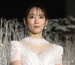 吉岡里帆、クリスマスは毎年「健康診断」　今年は仕事で行けず照れ「大河ドラマの撮影で」