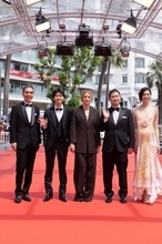【カンヌ映画祭】濱口竜介監督、『急に具合が悪くなる』世界初上映　14分間の拍手喝采＆“環境賞”受賞