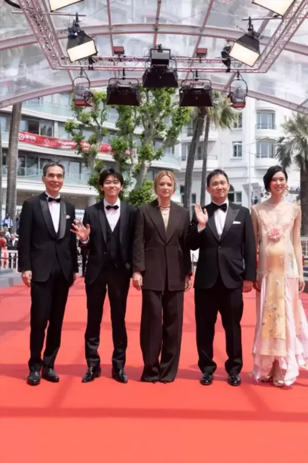 【カンヌ映画祭】濱口竜介監督、『急に具合が悪くなる』世界初上映　14分間の拍手喝采＆“環境賞”受賞