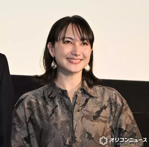 香椎由宇、祖父はカメラマン　譲り受けたニコンのカメラを公開