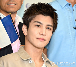 岩田剛典、パスポート取得の手数料が7000円減額をアピール　海外旅行先で「2食はいける」