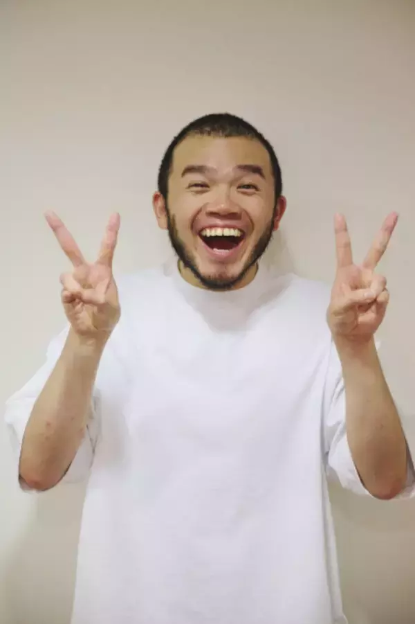 活動休止中MOROHAのアフロ、1stアルバムリリースが決定　リリース記念2マンツアーも