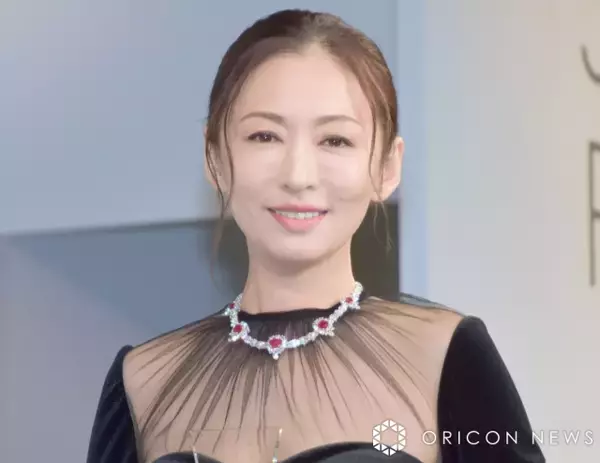 松雪泰子、25歳の息子が“俳優”の道へ「お互いにダメ出しする感じで」