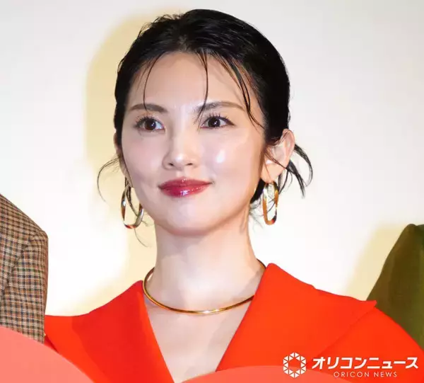 田中麗奈、不倫夫役にはカメラ裏でも「虫けらを見るような目」　共演者とまさかの“スクープ風写真”で楽しむ