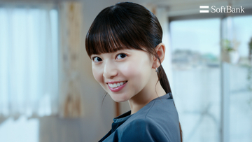 齋藤飛鳥、反町隆史とソフトバンク新CMで初共演　まさかの姿にびっくり「なんでこの状態なのに様になっているのだろう（笑）」