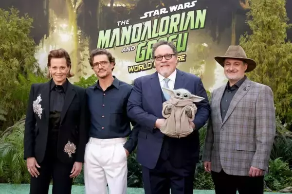 “スター・ウォーズ始まりの地”が熱狂　『マンダロリアン・アンド・グローグー』ワールドプレミア開催