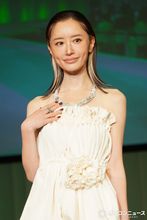 松本まりか、『日本ジュエリー ベストドレッサー賞』への思い熱弁　受賞に葛藤するもMEGUMIの存在に背中押される