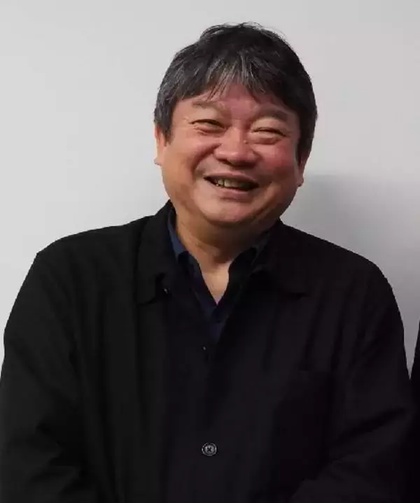映画『踊る』本広克行監督、佐藤二朗出演スピンオフドラマの“その後”を報告「再起動中の二朗さん主演スピンオフドラマの制作再開！」