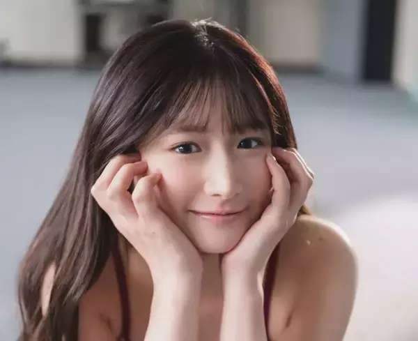 元アイドル・貝賀琴莉、『グラビアンエイジ』初登場「雨に負けず元気に撮影しました」