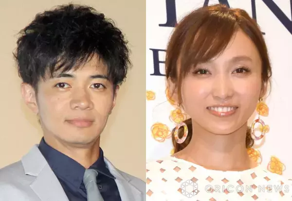 吉木りさ、家族での潮干狩りショットを披露「ご主人の画になる立ち方は必須なのですね」