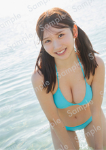 日向坂46藤嶌果歩1st写真集、生配信記念特典ポスター公開　スペシャルクリアスタンドも