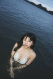 「姫野ひなの、グラビアで“刺激的で美しい夏の世界”届ける」の画像1