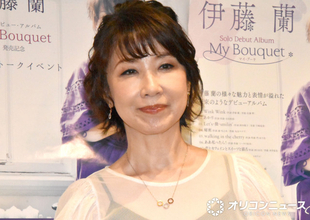 伊藤蘭、娘・趣里との親子共演を報告　ステージ衣装の2ショットに反響「お2人、姉妹みたい」「可愛い～」