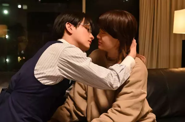 瀬戸利樹、BUDDiiS小川史記に“嫉妬”　『しもべの王子様』“キス寸前”場面写真公開