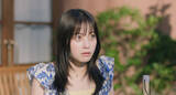 「橋本環奈主演『バカンスの法則』きょうから配信　「無職の私がバカンスに!?」海辺の別荘で運命が動き出す【第1話あらすじ＆役柄紹介】」の画像1