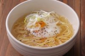 【きょうから】「鳥貴族」年間フェア第4弾　期間限定メニュー9品＆SEVENTEENメンバーから好評だったスープを活かした『鶏塩玉子ラーメン』はグランドメニューに