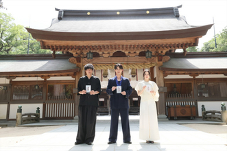 横浜流星、“20代最後の作品”の大ヒット祈願　広瀬すず＆藤井道人監督と今治の“パワースポット”へ