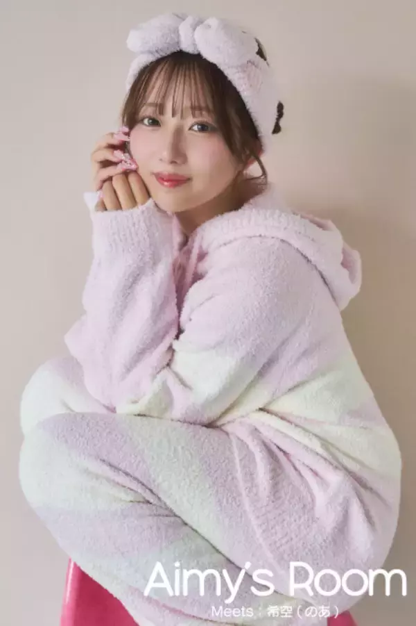 辻ちゃん長女・希空、ルームウェア姿でにっこり