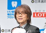 「THE ALFEE・坂崎幸之助、吉田拓郎＆「ギターの神」との3ショットに反響「お元気そうでなにより」「最早神が3人！」」の画像1