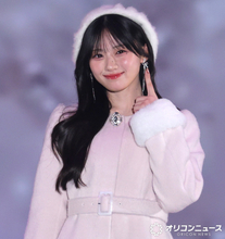 【ガルアワ】乃木坂46・川﨑桜、キュートなポーズで会場を魅了　かわいさ引き立つコーデ披露