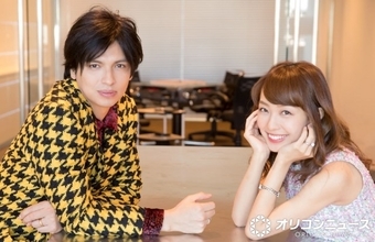 川崎希、夫・アレク＆3人の子どもたちとぜいたくな“プール朝食”　沖縄でのバカンスショット披露