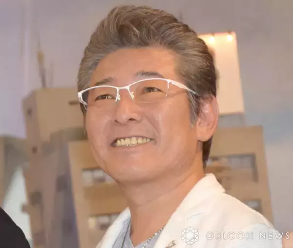 布川敏和、孫にデレデレおじいちゃん　元妻・つちやかおりと孫3人集合ショット公開　“お家回転寿司”で祝う豪華誕生日会