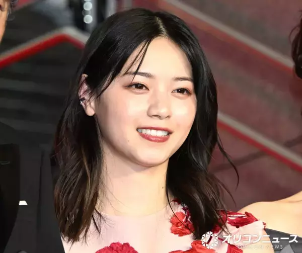 西野七瀬、チャーミングな舘ひろしに笑顔　俳優とマネージャー役で共演「知り得なかった舘さんの新たな一面を」