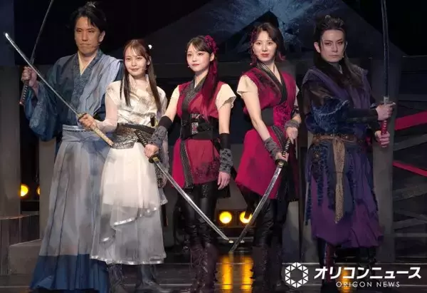 秋田莉杏＆菅原茉椰、殺陣アクションに奮闘「強くたくましくなれた」　“剣の師”佐藤アツヒロが直々に指導