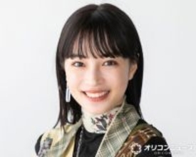 広瀬すず、大ぶりストールまとった“冬コーデ”に反響「可愛すぎーーー！」「ちょー似合ってる」「ビジュ大更新」