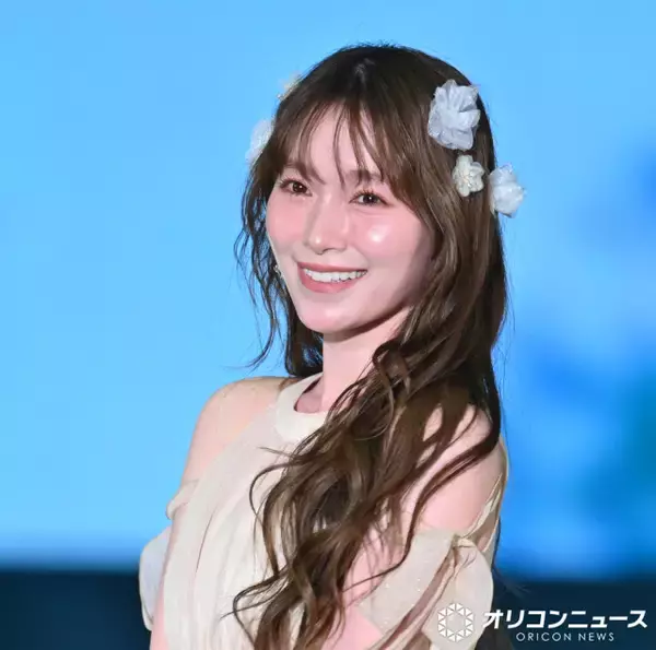 櫻坂46守屋麗奈、まるでお姫様な春コーディネートで魅了　ハート＆ウィンク炸裂