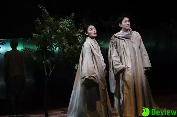 草なぎ剛主演舞台『シッダールタ』が幕開け、100年前のヘルマン・ヘッセの最高傑作を舞台化「未知なる世界の扉が今まさに僕の心で開こうとしています」