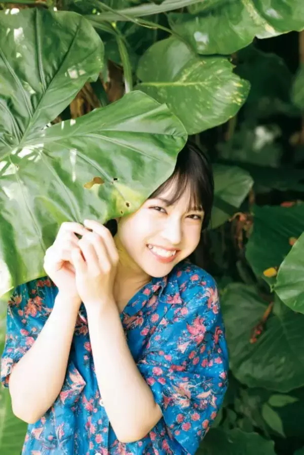NMB48の新エース・芳賀礼、1st写真集を発売「最大限にあざとさと彼女感を詰め込んだ」　初水着＆初ランジェリーに挑戦