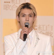 【紅白】M!LK佐野勇斗、「イイじゃん」ポーズを大物俳優にリクエスト　会見でも「きょう、ビジュイイじゃん」