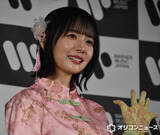 「岡田紗佳、“チャイナドレス×ミニスカ”コーデで報道陣魅了「皆さんに新鮮に感じてもらえるように考えました」」の画像1
