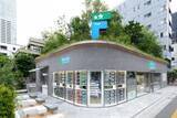 「ファミマ、初の旗艦店オープン　アパレルブランド「コンビニエンスウェア」国内最大の売場に」の画像1